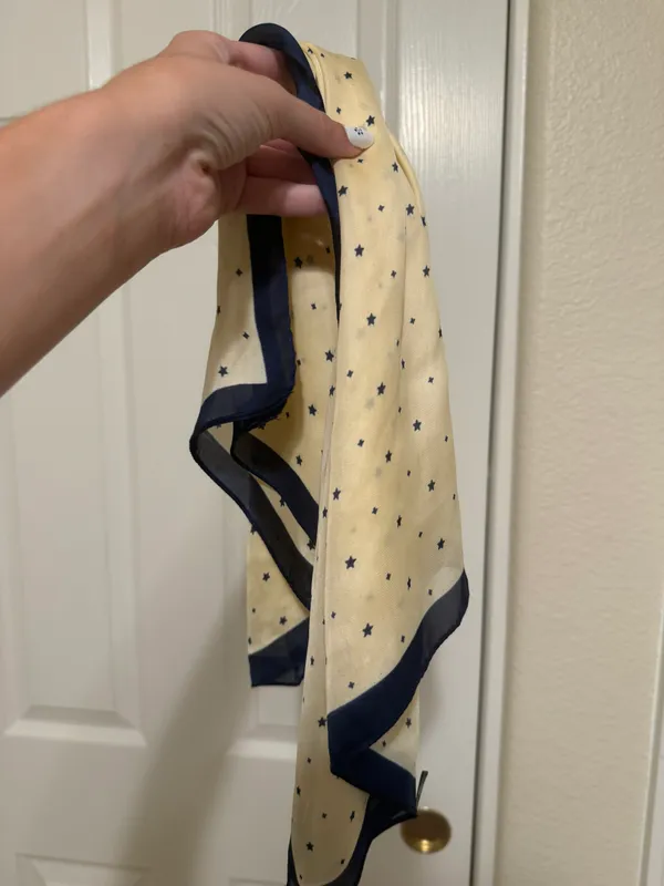 Showpo Off White Blue Star Scarf - Image 3