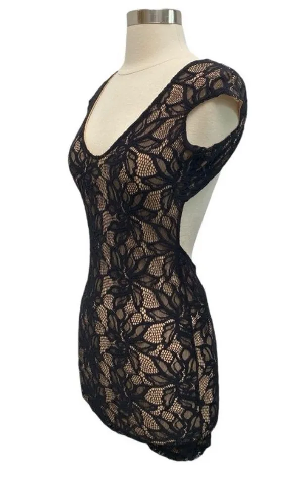Revolve Lovers And Friends Lace Mini Dress With Open Back Size XS - Image 5