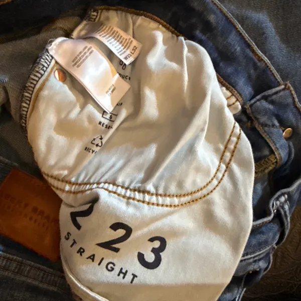 LUCKY Brand Los Angeles W33 L32 Women Jeans 223 Straight - Image 6