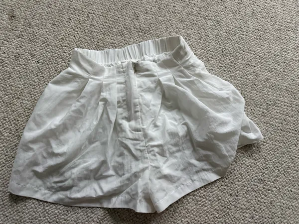 Mustard Seed Shorts High-Waisted White Flowy - Image 2