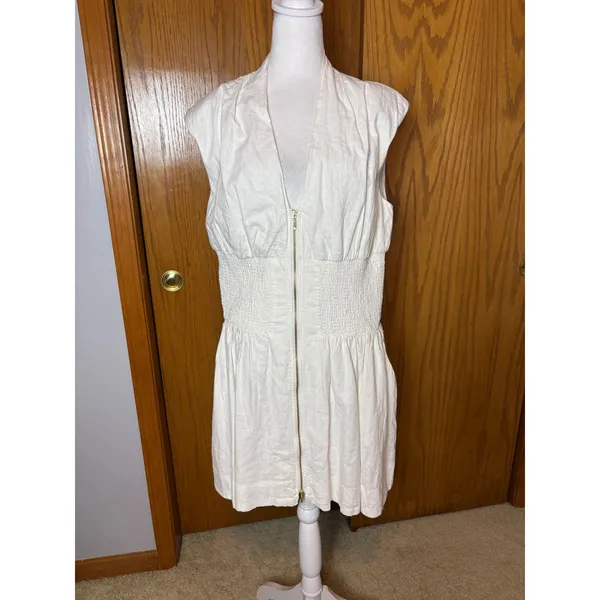 Anthropologie Tommie Cap Sleeve Smocked mini shirt dress White Linen Blend NEW - Image 2