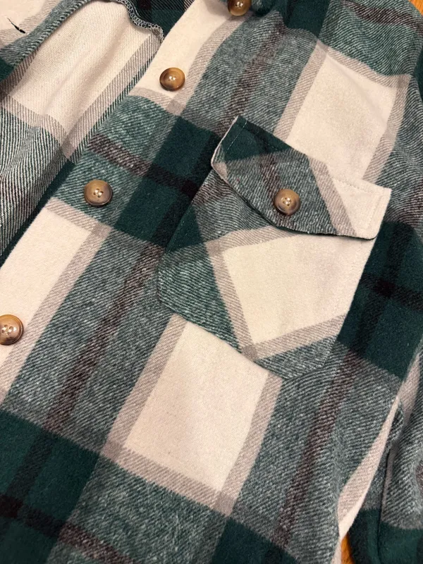 SheIn Green and white flannel - Image 3