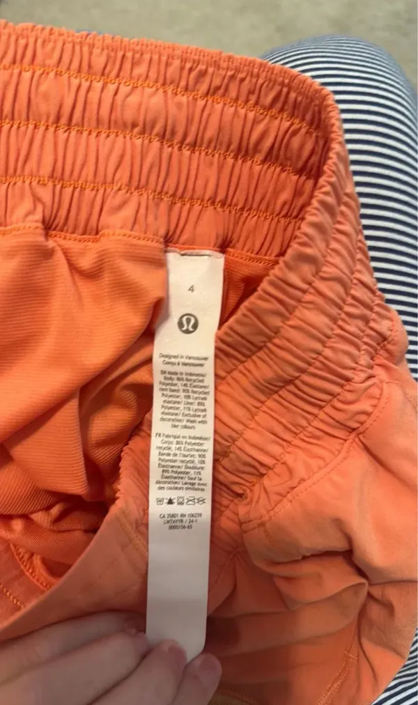 Lululemon Hotty Hot Shorts - Image 3