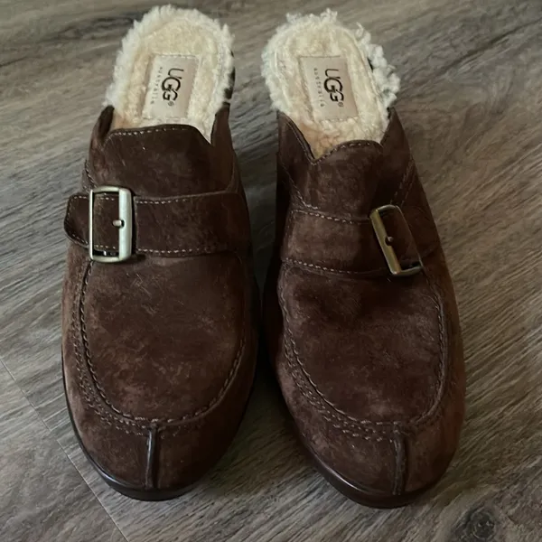 UGG Australian Slip on Shearling Heels Size 8 - Image 12