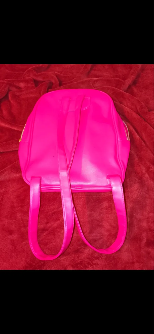 Juicy Couture Hot Pink & Black Faux Leather Backpack Sequence - Image 13