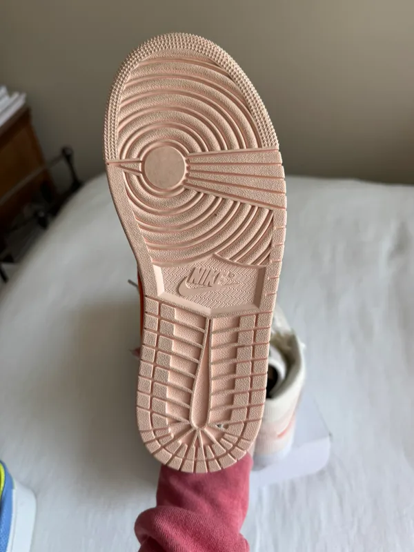 Women’s Air Jordan 1 Mid Corduroy - Image 4