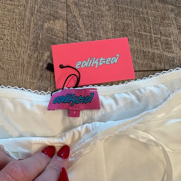 Edikted White Lacey shorts - Image 2