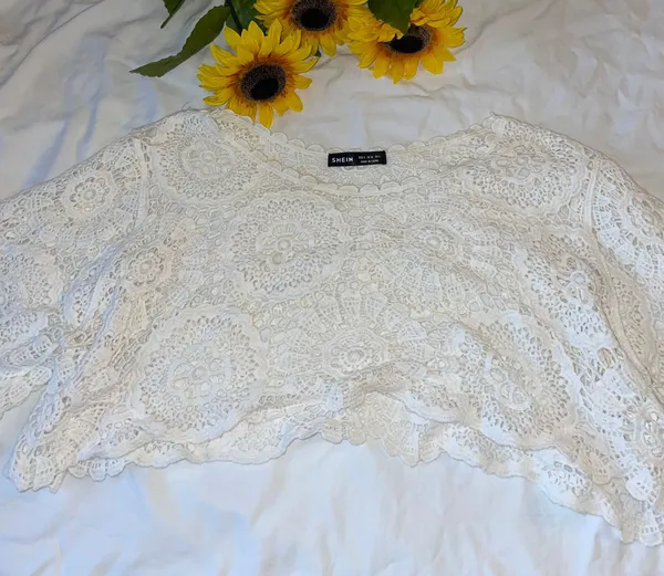 SheIn Swimsuit Coverup Top - Image 3