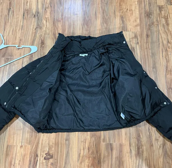 PacSun Black Cropped PufferJacket - Image 2