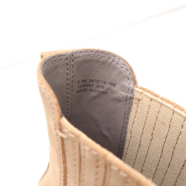 Frye and Co. Boots Womens 8.5 Odessa Chelsea Taupe Wood Heel Platform NEW - Image 5