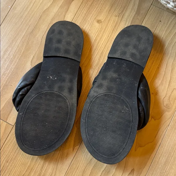 Mango Black black Sandals with Studded Detail - Image 3