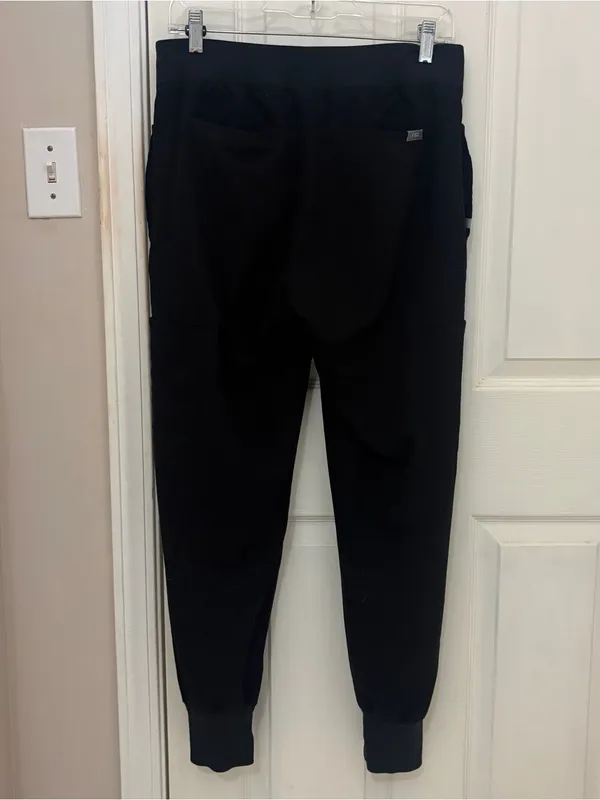 FIGS Cargo Style Jogger Scrub Pants In Black - Image 4