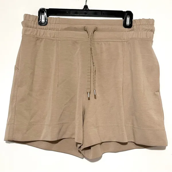 Lululemon Soft Ambitions High Rise Short 4" Trench Size 10 - Image 5