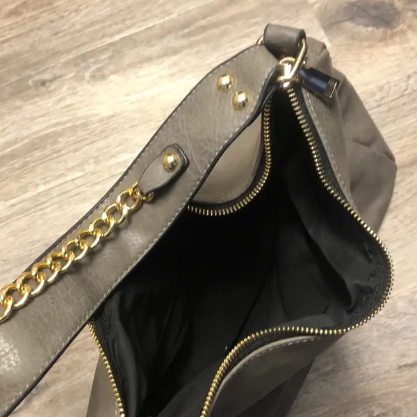 Large Gray Faux Leather Purse - Image 6