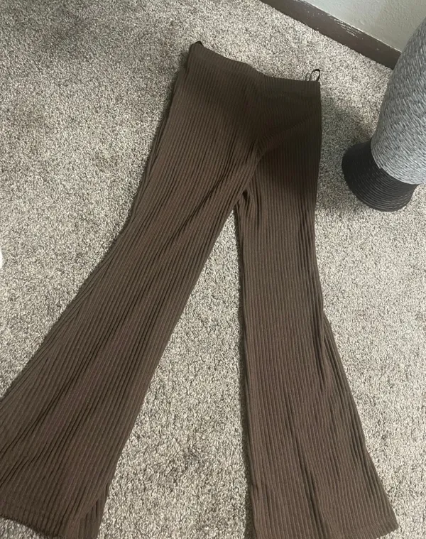 Women’s 2 piece brown loungewear size small - Image 3