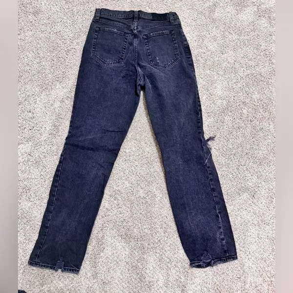 Abercrombie Curve Love 90s Straight Ultra High Rise 29/8 Ripped Black Jeans - Image 2