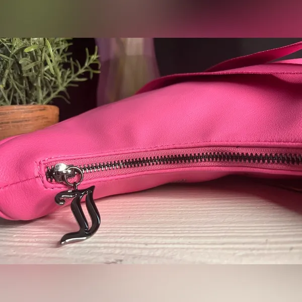 Juicy Couture Obsession Crossbody Bag Juicy Pink Studded Logo NWT - Image 7