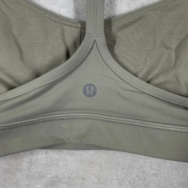 Lululemon Flow Y Bra Nulu Sage Grey Light Support Yoga Sports Bra Size 6 LW2CT1S - Image 2