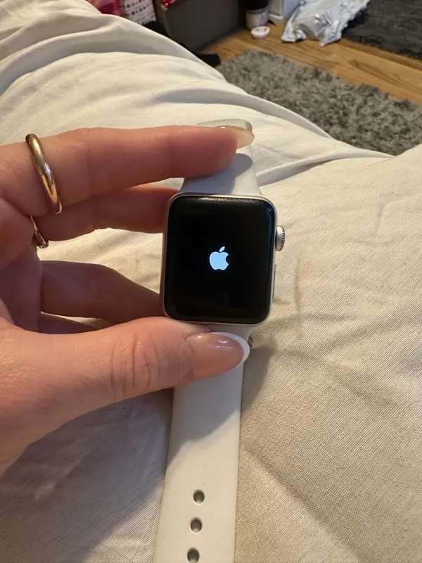 Apple Watch Series 3 38mm - Image 4