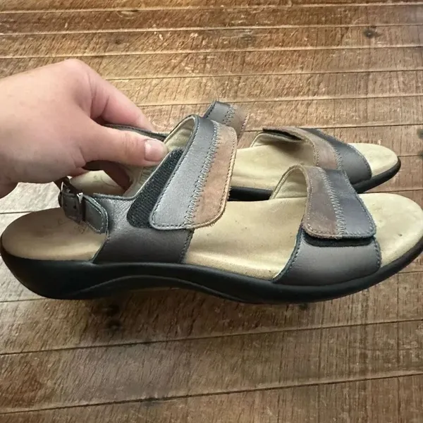 SAS strappy gray copper ortho sling back contour 8.5 sandals - Image 5