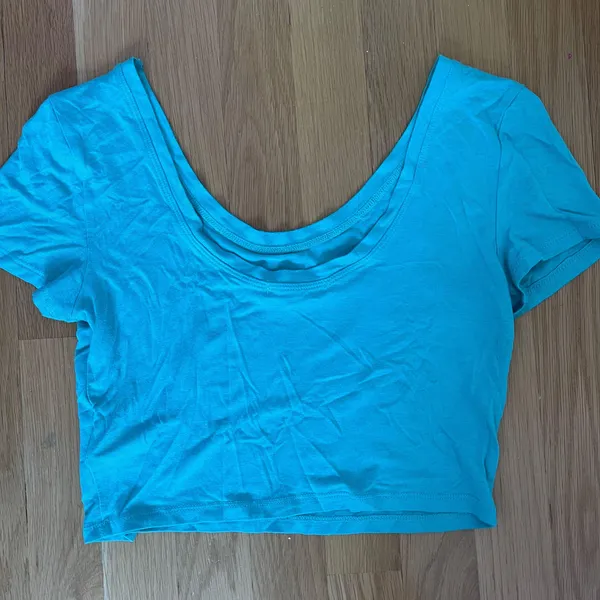 Aeropostale Crop Top - Image 2