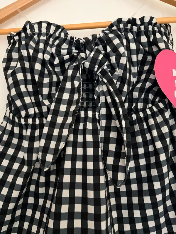 Gingham Strapless Top Black White Front Bow - Image 3