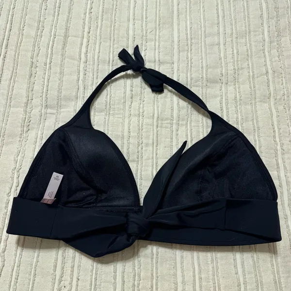 90s Victoria’s Secret Black Halter Bikini Top - Image 2