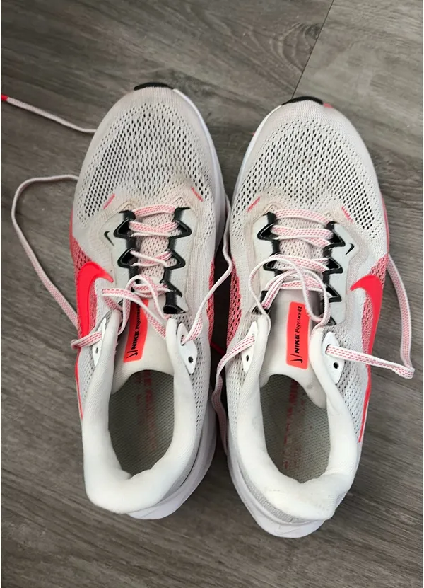 Nike Pegasus Air Zoom Running Shoes - Image 7