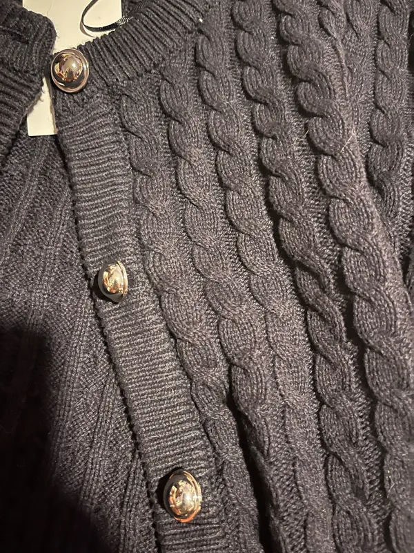 H&M Sweater - Image 2
