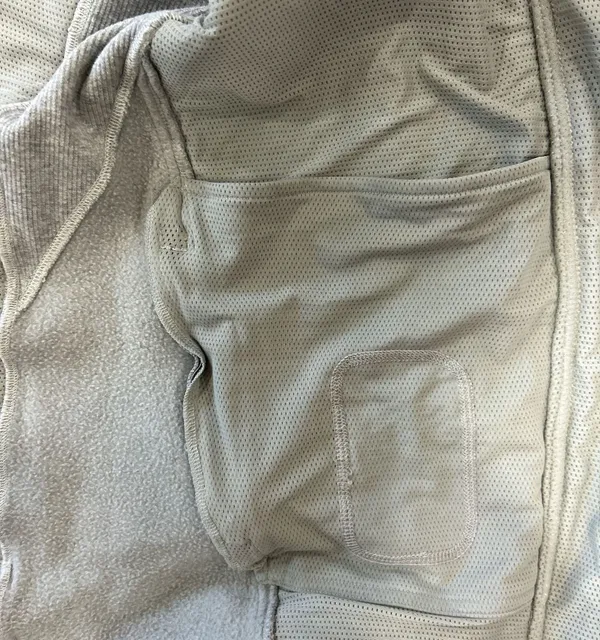 Lululemon Wool-Blend Full Zip Jacket – Size 8 – Light Grey - Image 5