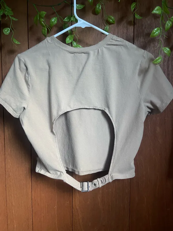Buckle Open Back Tee - Image 7