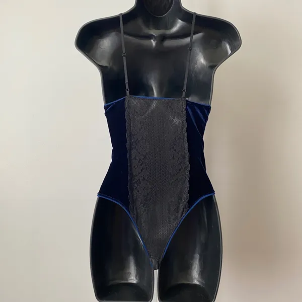 Whimsigoth Velvet Lace Moody Witchy MobWife Goth Bodysuit Small Blue Black - Image 3