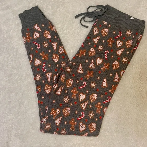 American Eagle Christmas Holiday Print Cozy Lounge‎ Joggers - Image 2