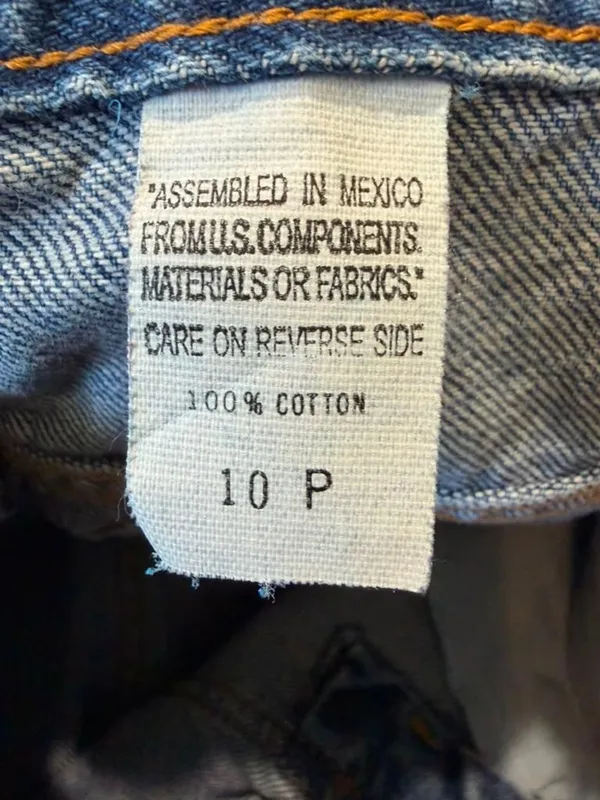 Innovation Sport Petites Vintage High-Waisted Relaxed Tapered Leg Jeans 10P - Image 4