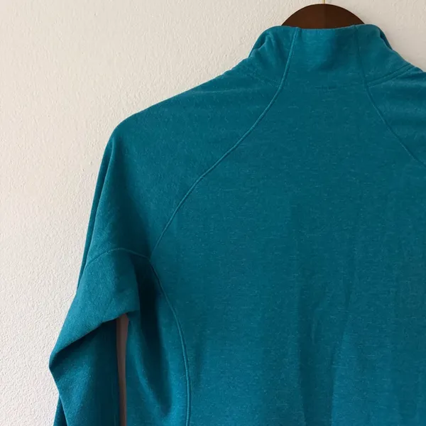 Patagonia Women's Capilene Midweight Zip-Neck Baselayer Top Turquoise S - Image 6