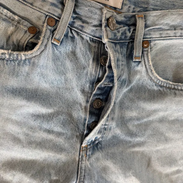 AGOLDE Distressed Straight Leg Jeans Size 24 Light Wash Blue Button Fly Denim - Image 3