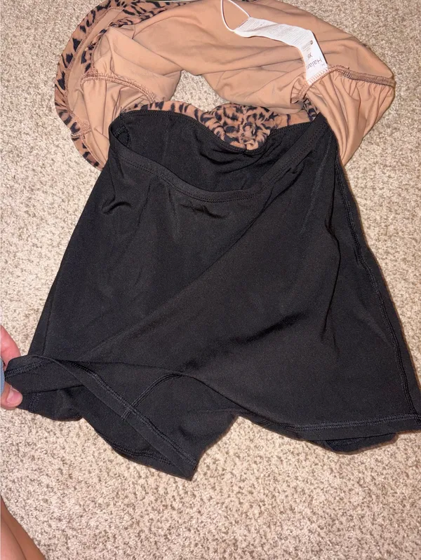Halara skirt - Image 4