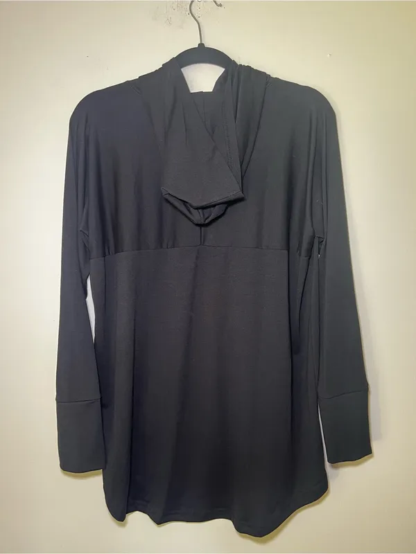 LuLaRoe Amber Black "I'm Not Yelling! This Is My Soccer Mom Voice" Hoodie - Image 4