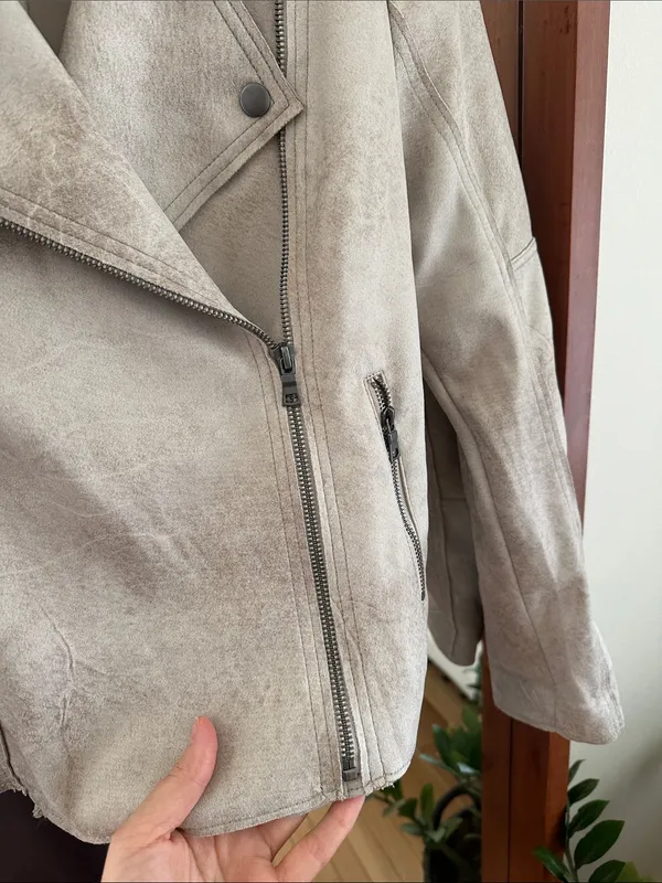 EVEREVE Marren Moto Jacket Faux Suede Biker Asymmetrical Zip Taupe Womens S - Image 4