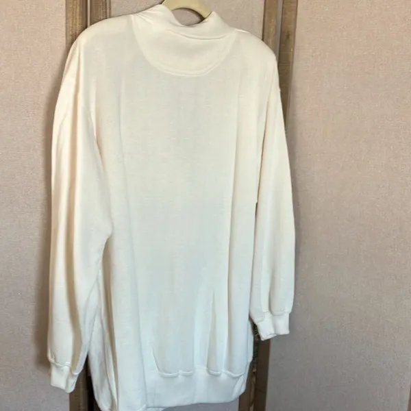 FINAL MARKDOWN Carreau Sport ladies sweatshirt large - Image 6