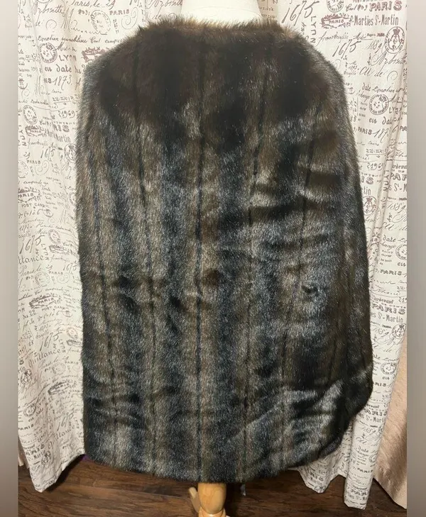Brown Faux Fur Cape sz M / L - Image 8