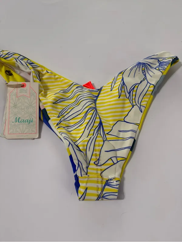 Maaji swim‎ bikini bottoms reversible new size small NWT cheeky style beachwear - Image 7