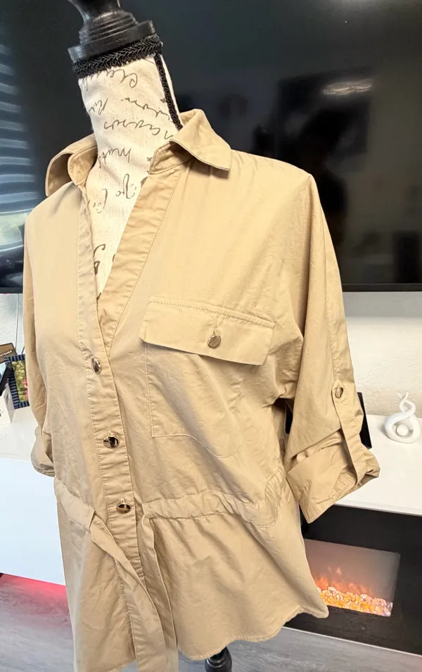 📌 TITLE Zara Khaki Tan Utility Drawstring Button Down Blouse Top XS - Image 5