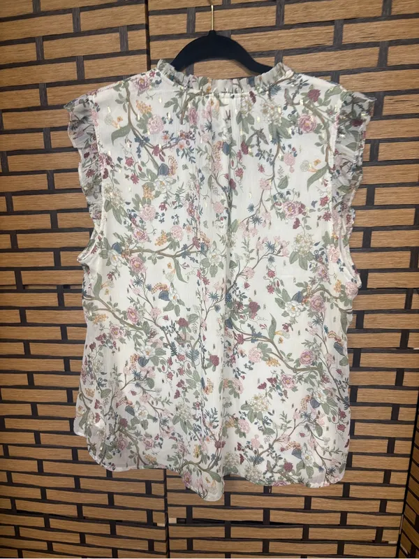 Autres filles white floral blouse size XL - Image 2