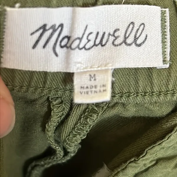 Madewell green pull on shorts - Image 6