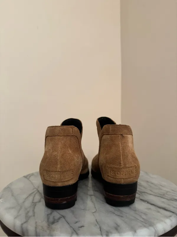 Sorel Lolla Cut Out Booties Women’s Size 7.5 Tan Suede Ankle Boots Casual - Image 4