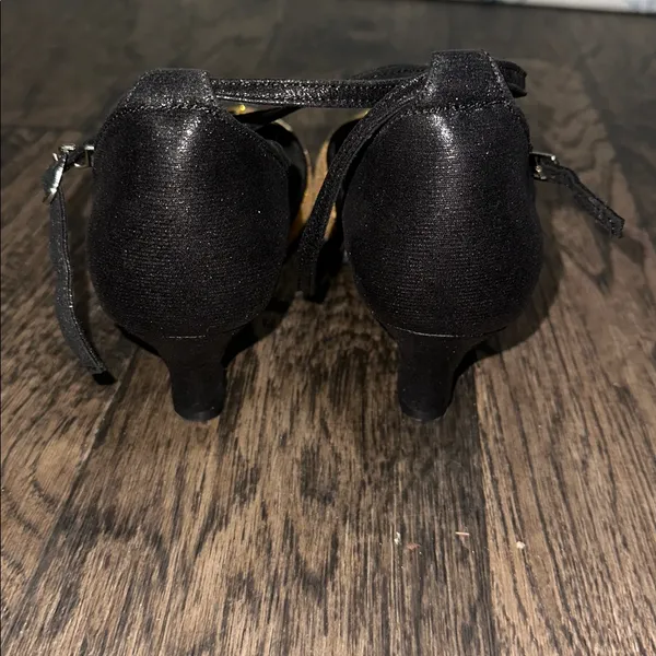 Elegant Black and Gold Women's Shoes - Image 2