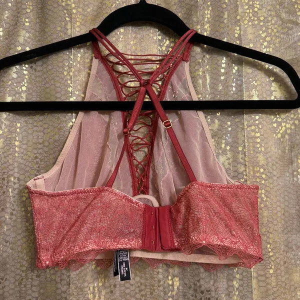 Victorias Secret Very Sexy High Neck Lace Strappy Bralette Begonia Soft Red Medi - Image 2