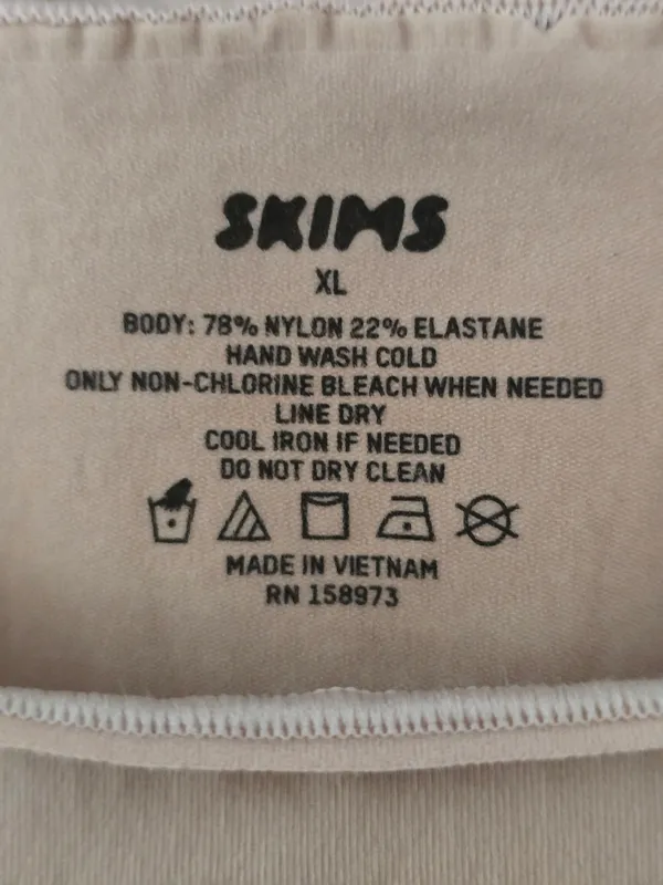 SKIMS Natural Seamless Catsuit Shapeware- XL - Image 3