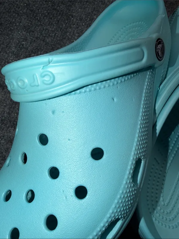 CROCS Classic Light Blue Slip-On Clogs - Image 6